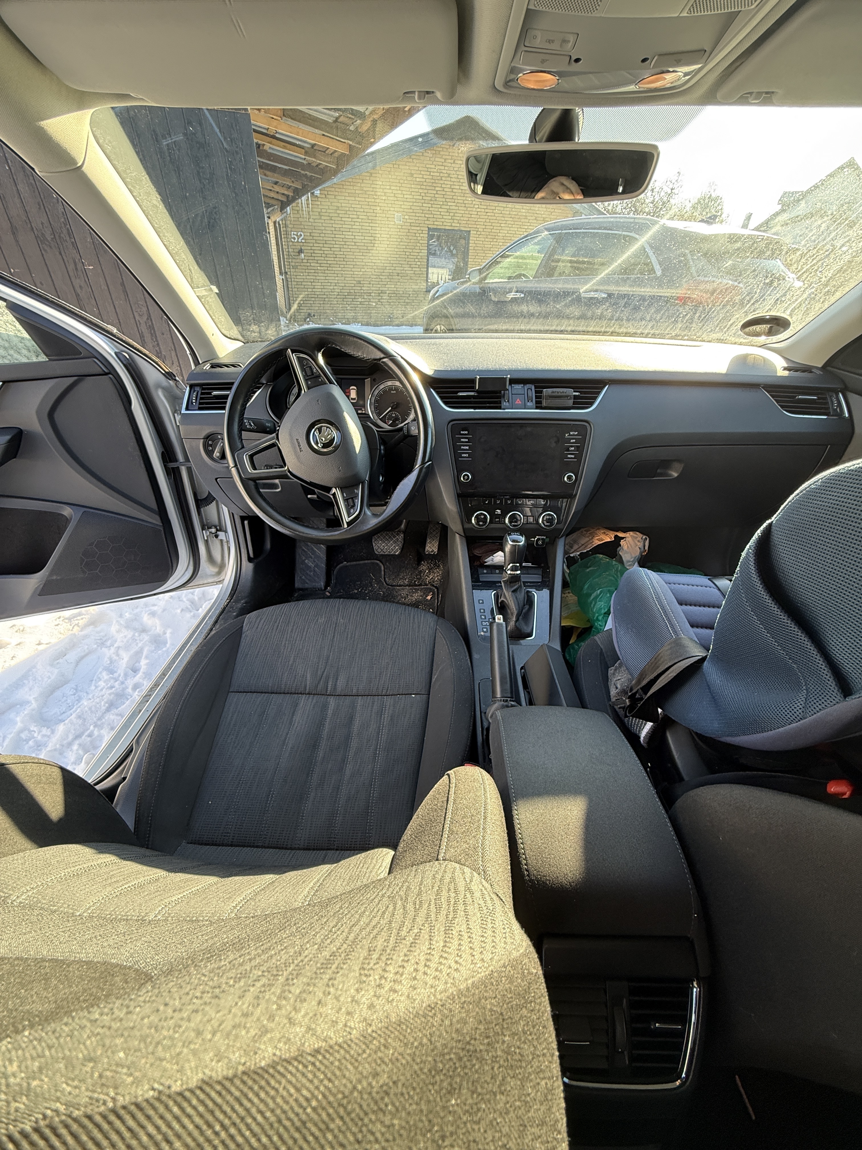 Grå Skoda Octavia fra 2019