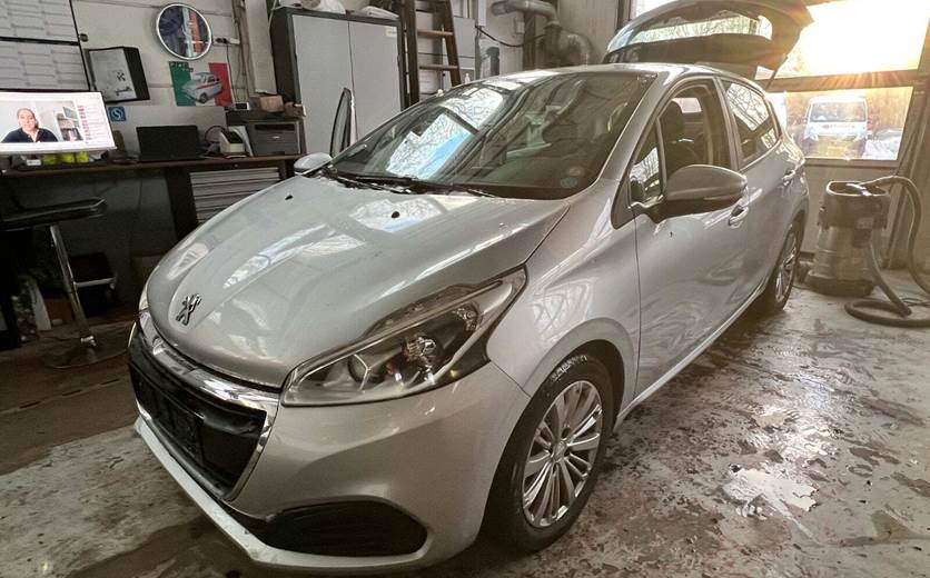 Peugeot 208 1,6 BlueHDi 100 Active