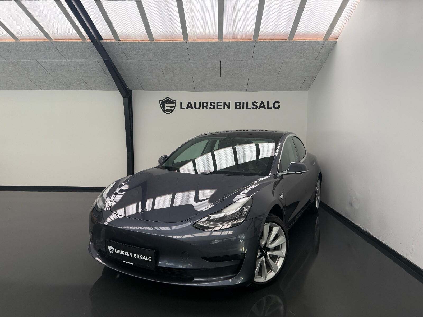 Tesla Model 3 Standard Range+ RWD