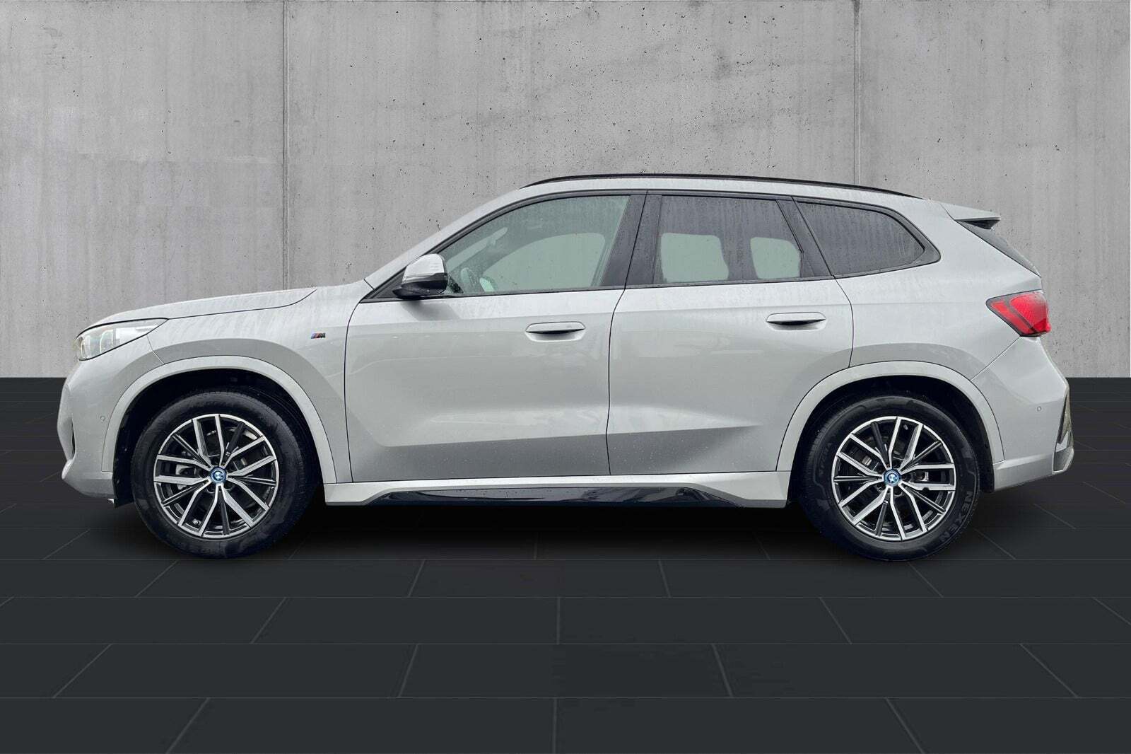 BMW iX1 eDrive20 M-Sport