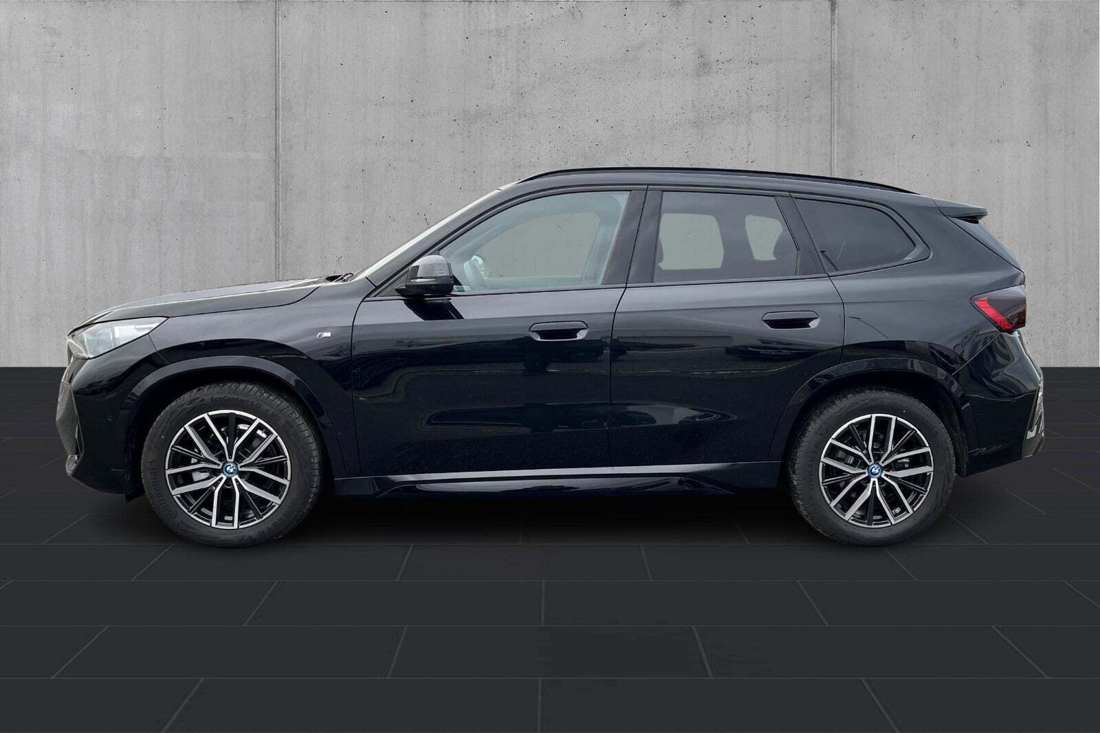 BMW iX1 xDrive30 Fully Charged M-Sport