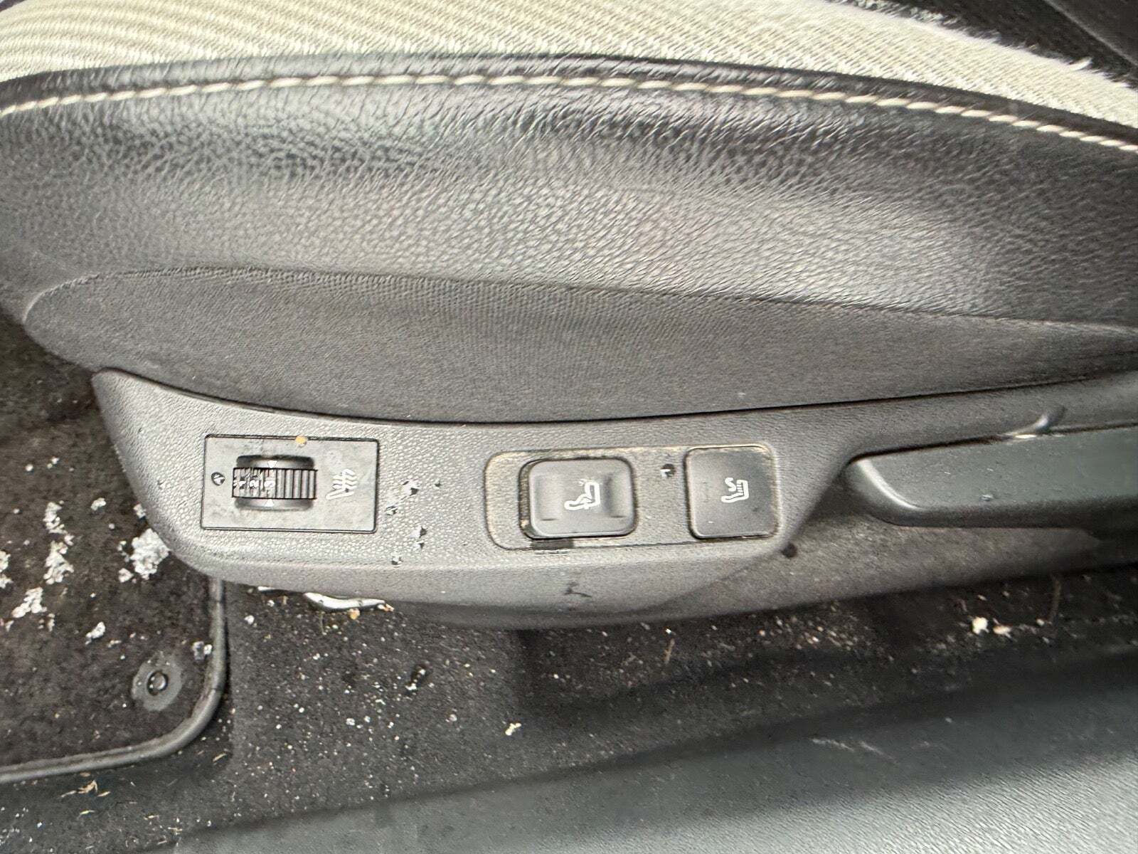 Rød Citroën DS4 fra 2014