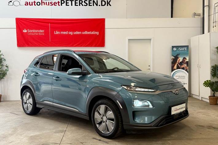 Blå Hyundai Kona fra 2018 set udefra