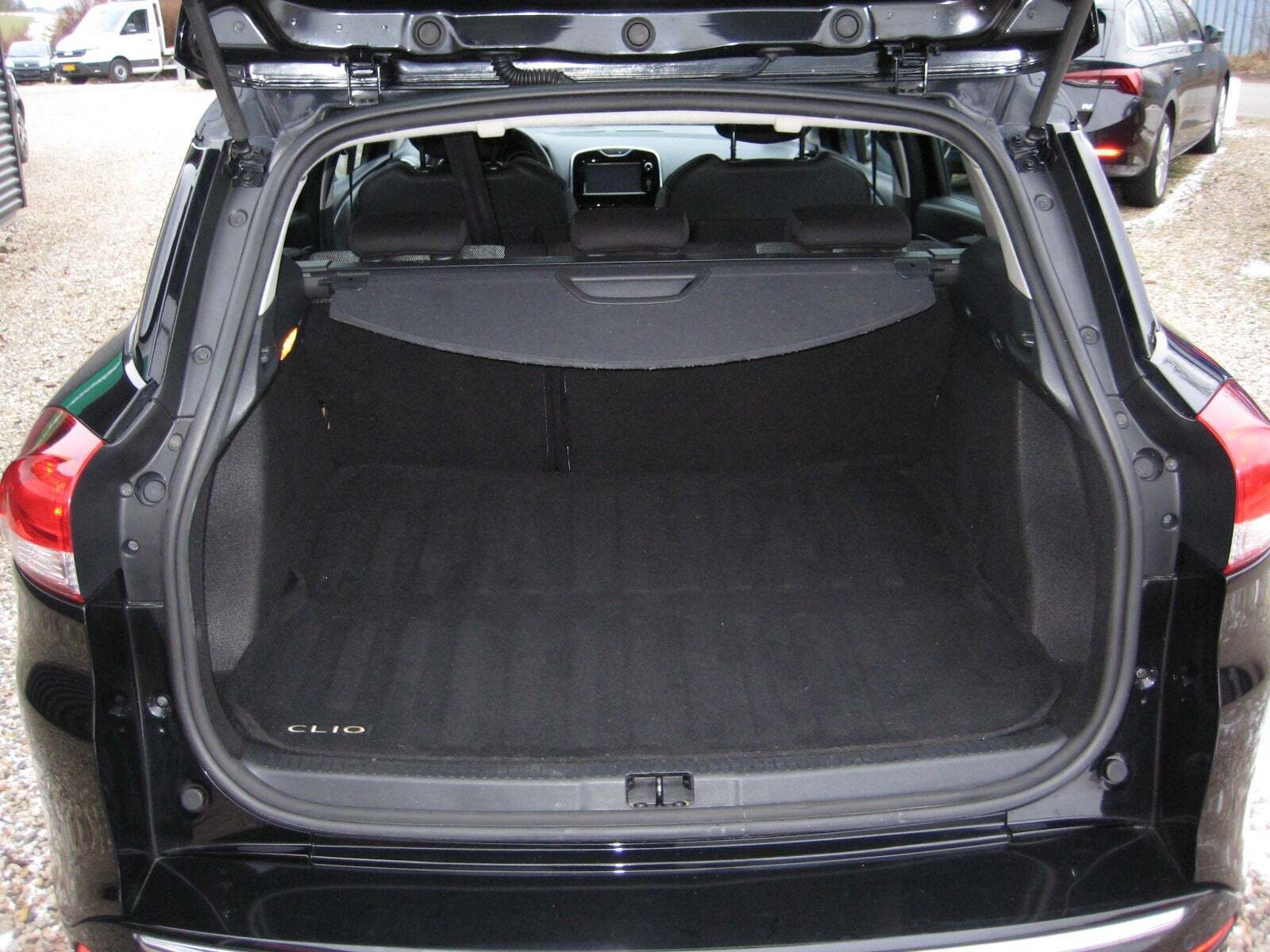 Sort Renault Clio IV fra 2015