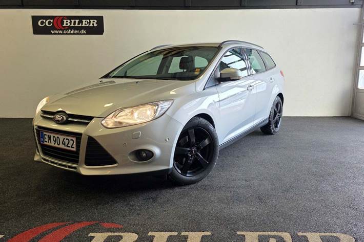 Sølv Ford Focus fra 2013 set udefra