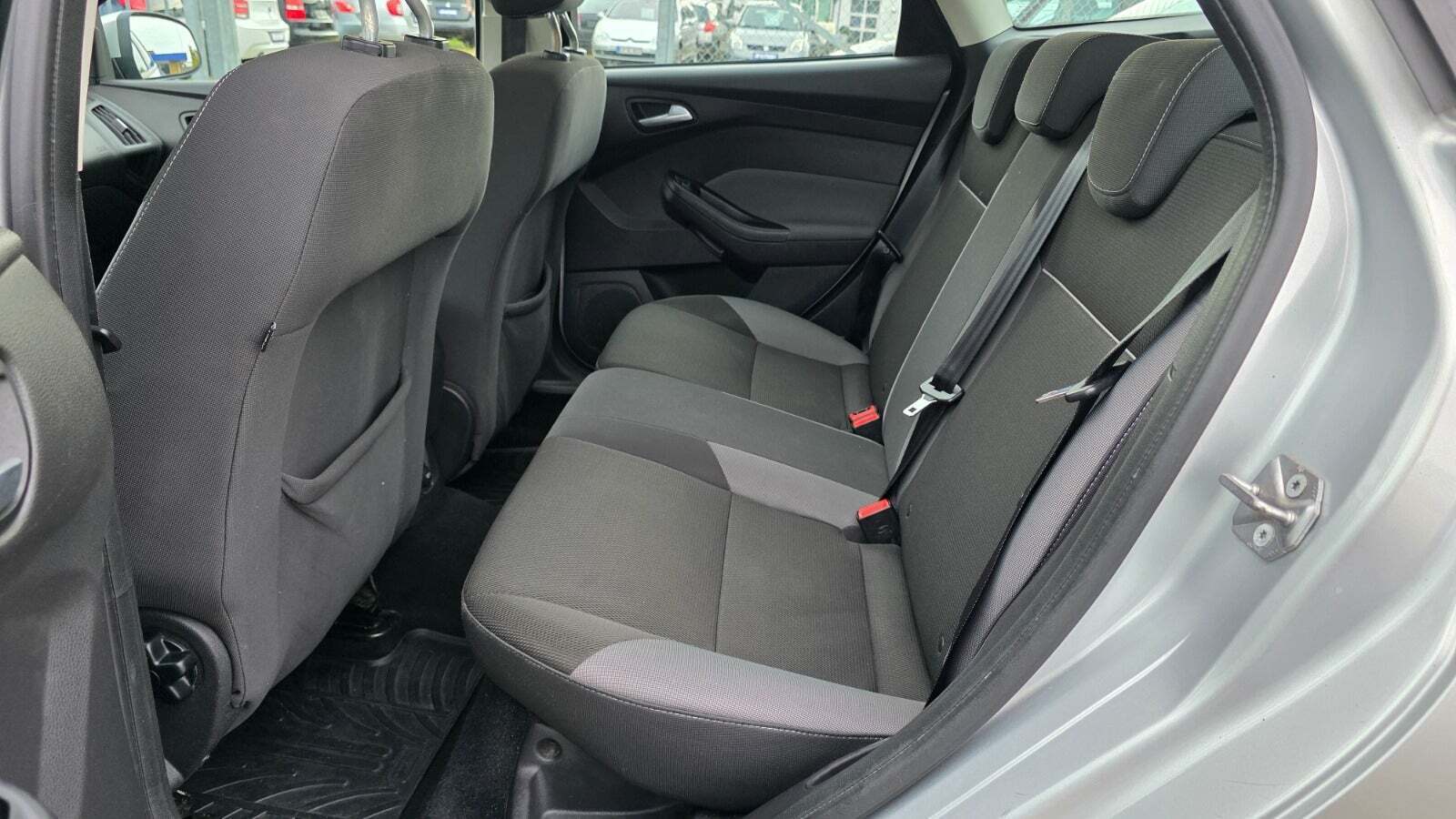 Sølv Ford Focus fra 2013