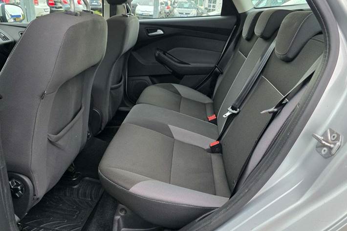 Sølv Ford Focus fra 2013