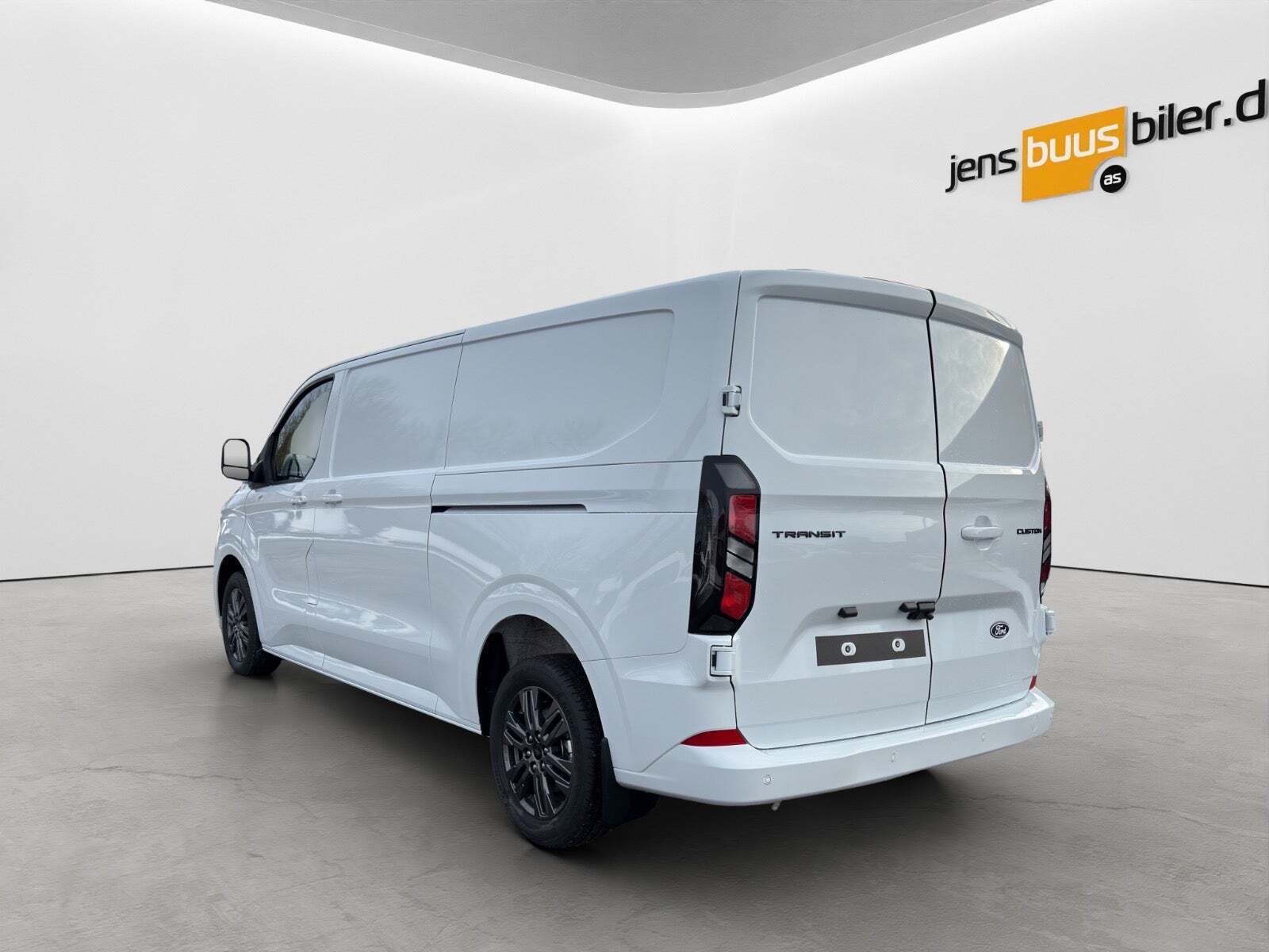 Ford Transit Custom 320L 2,0 EcoBlue Limited aut.