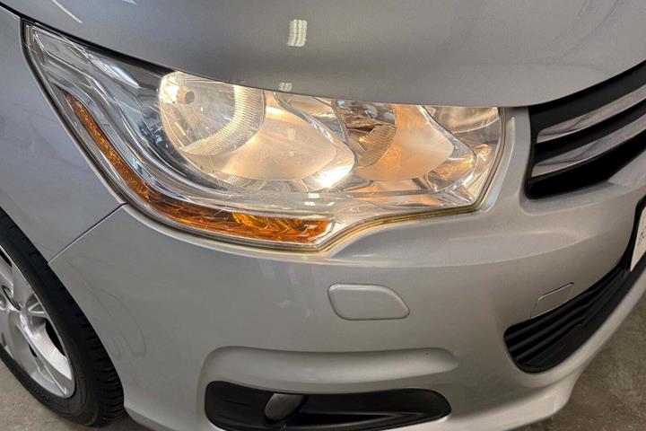 Sølv Citroën C4 fra 2015