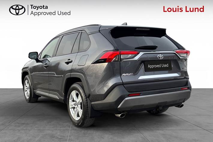 Grå Toyota RAV4 fra 2019