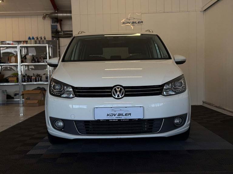 VW Touran 2,0 TDi 140 Highline BMT 7prs