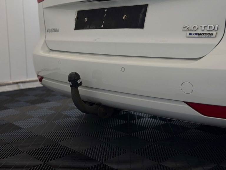 VW Touran 2,0 TDi 140 Highline BMT 7prs