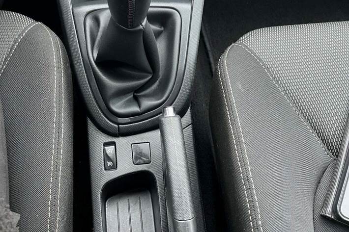 Hvid Renault Clio IV fra 2012