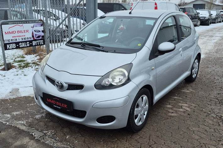 undefined Toyota Aygo fra 2010 set udefra
