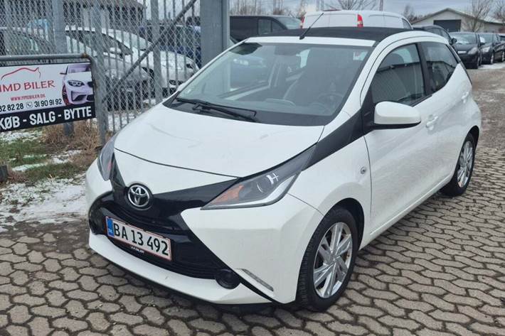 undefined Toyota Aygo fra 2015 set udefra