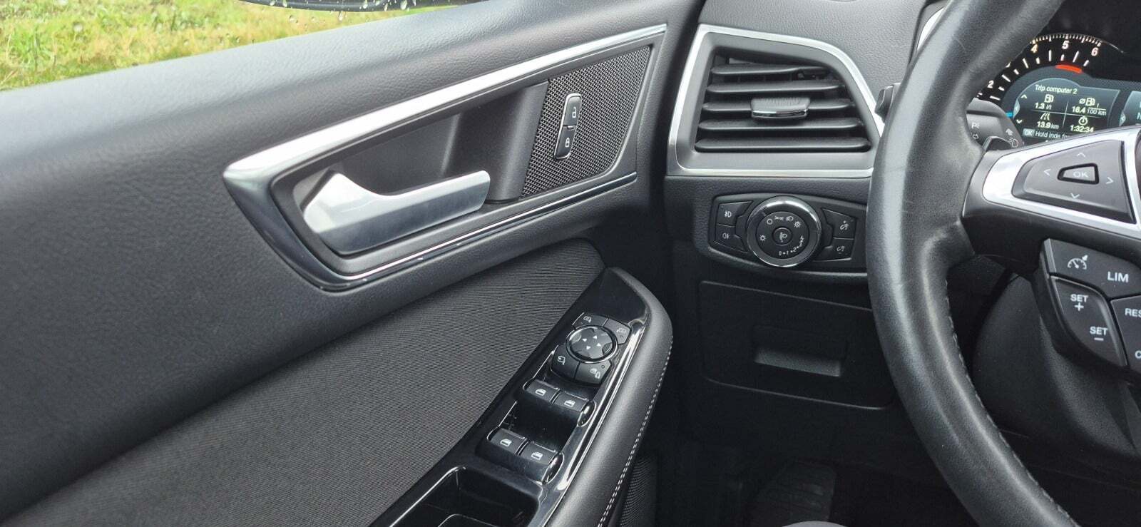 undefined Ford S-MAX fra 2017