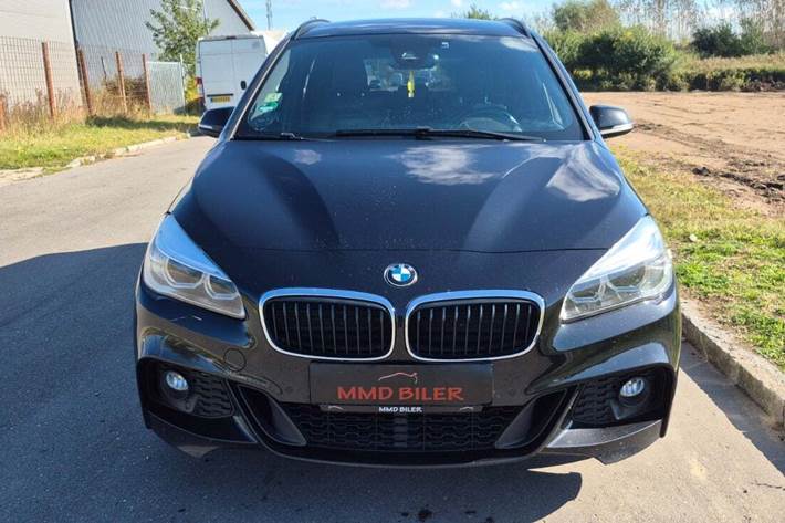 Sort BMW 220d fra 2017