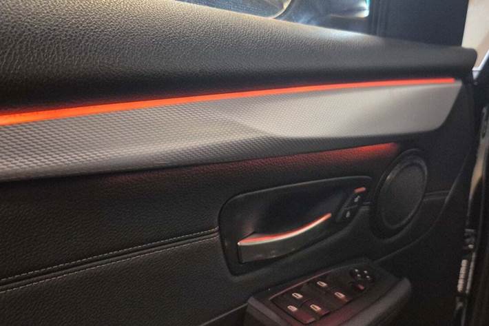 Sort BMW 220d fra 2017