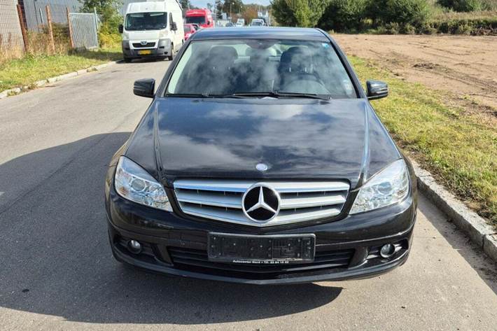 undefined Mercedes C200 fra 2009