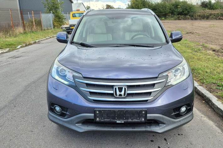 Hvid Honda CR-V fra 2013