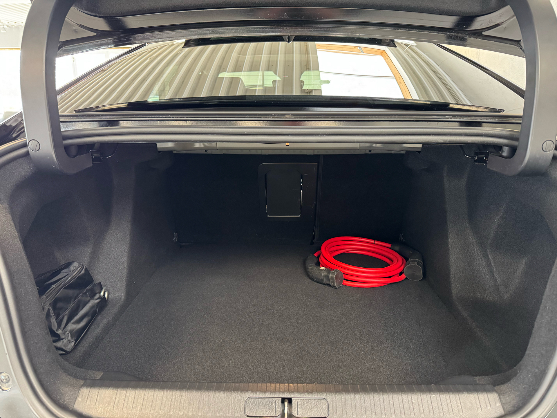 Sort Citroën ë-C4 X fra 2023