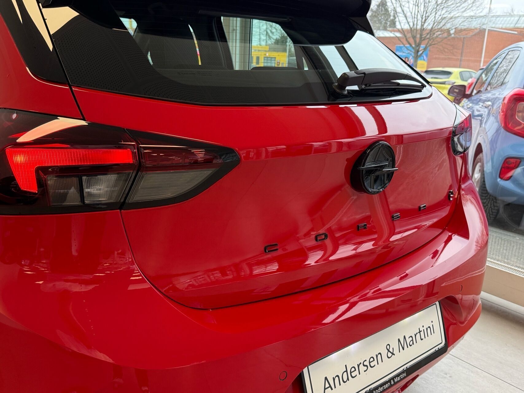 Rød Opel Corsa-e fra 2024
