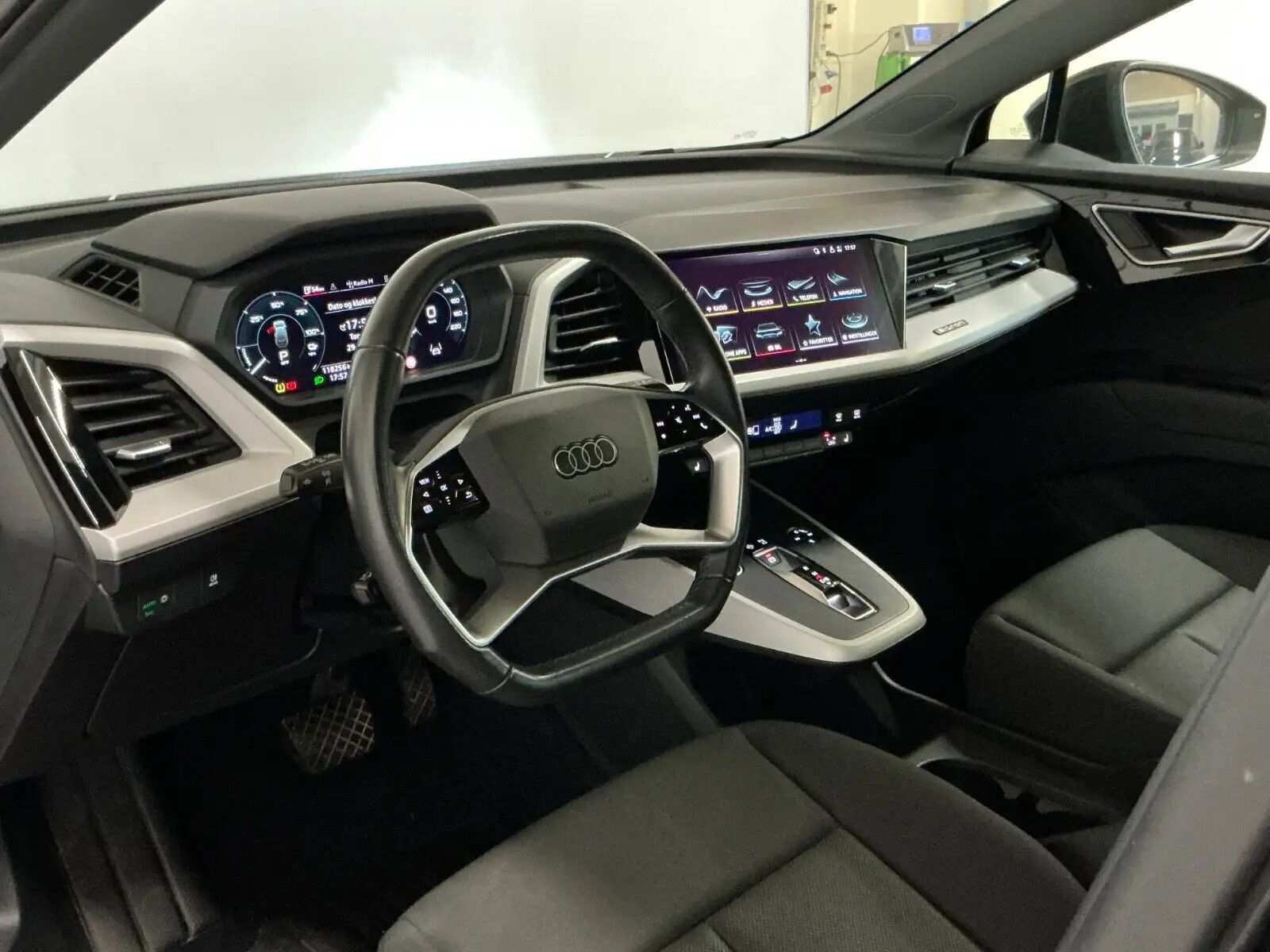 Audi Q4 40 E-tron Advanced 204HK 5d Aut.