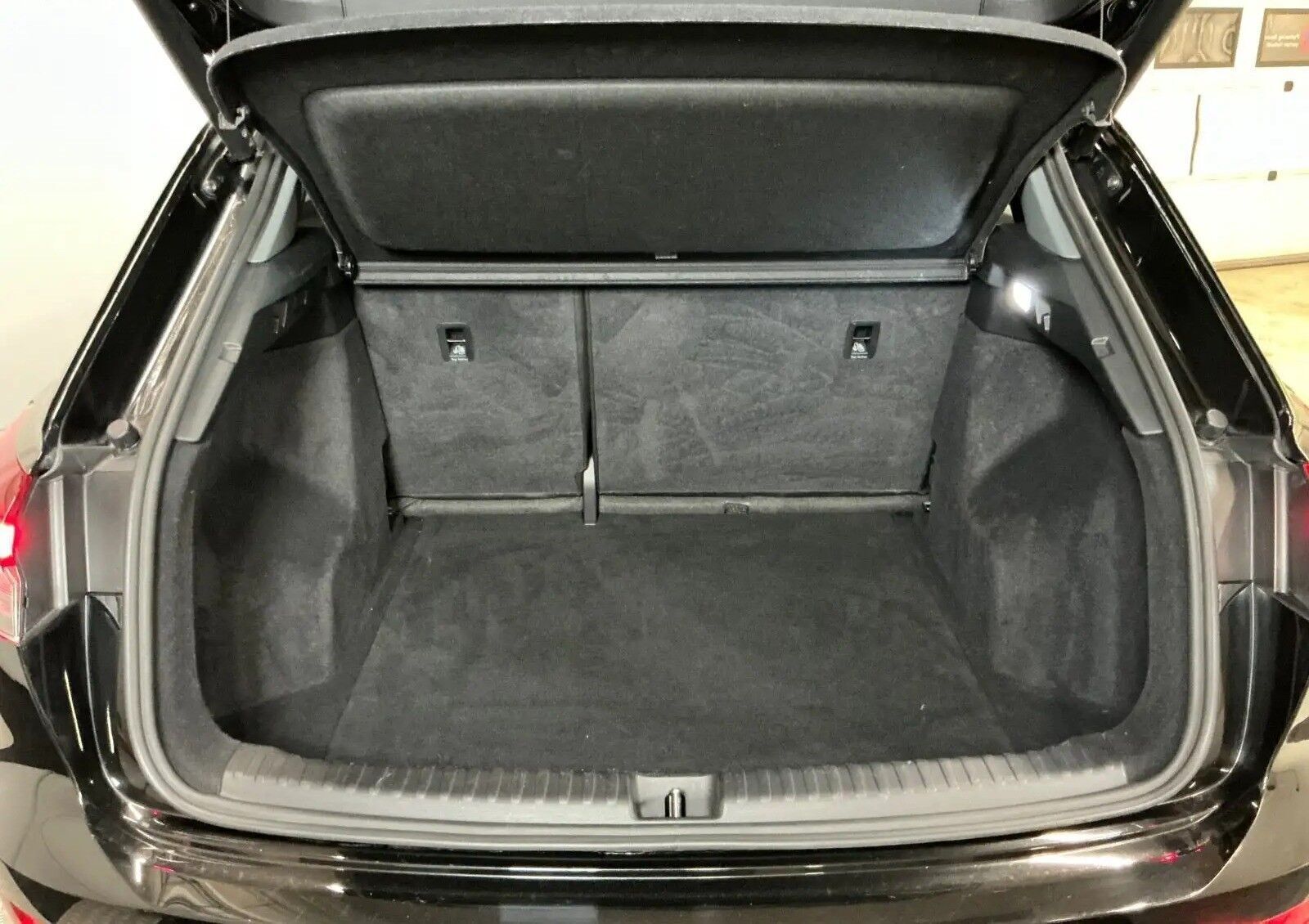 Sort Audi Q4 fra 2022