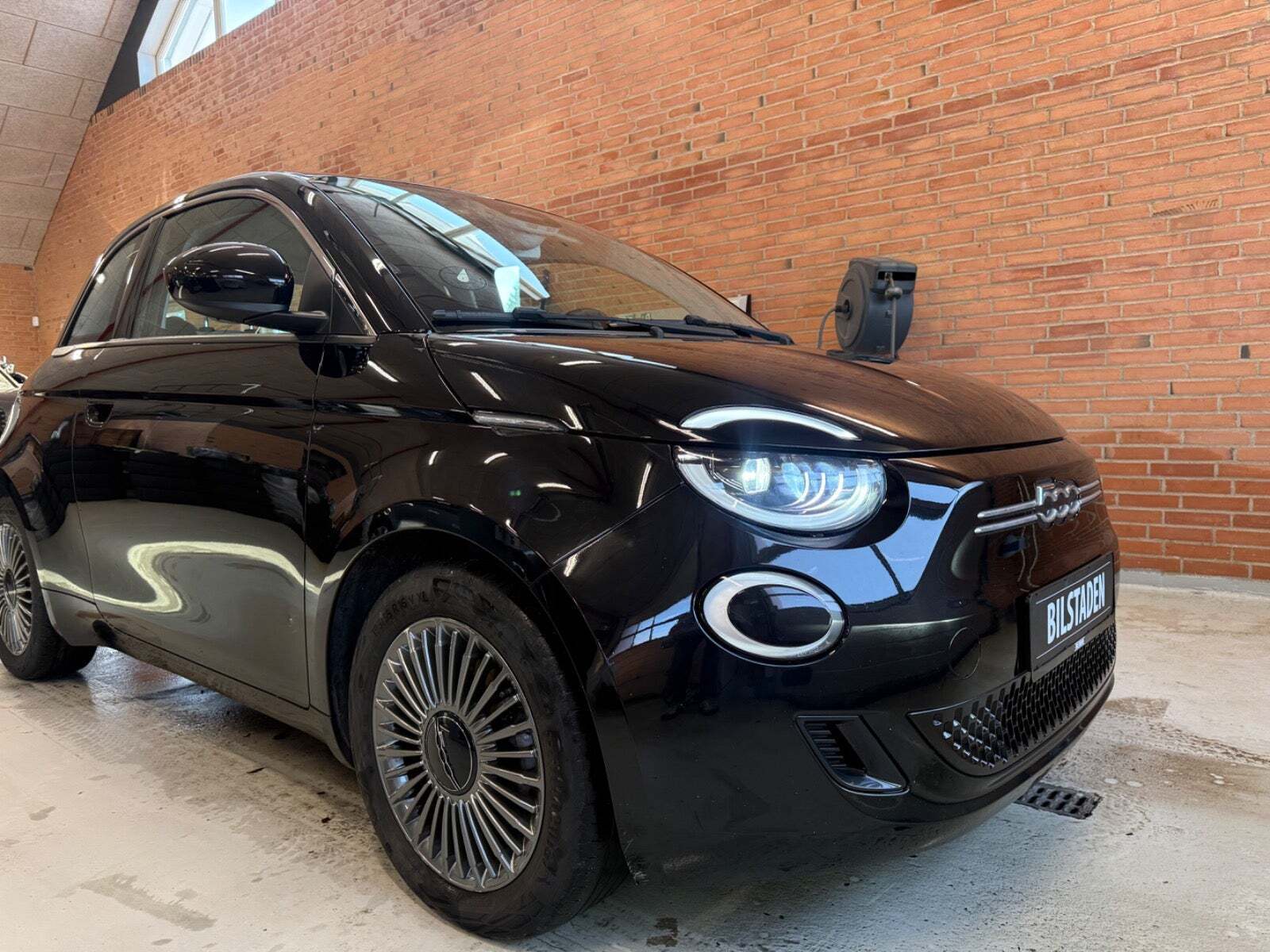 Sort Fiat 500e fra 2020