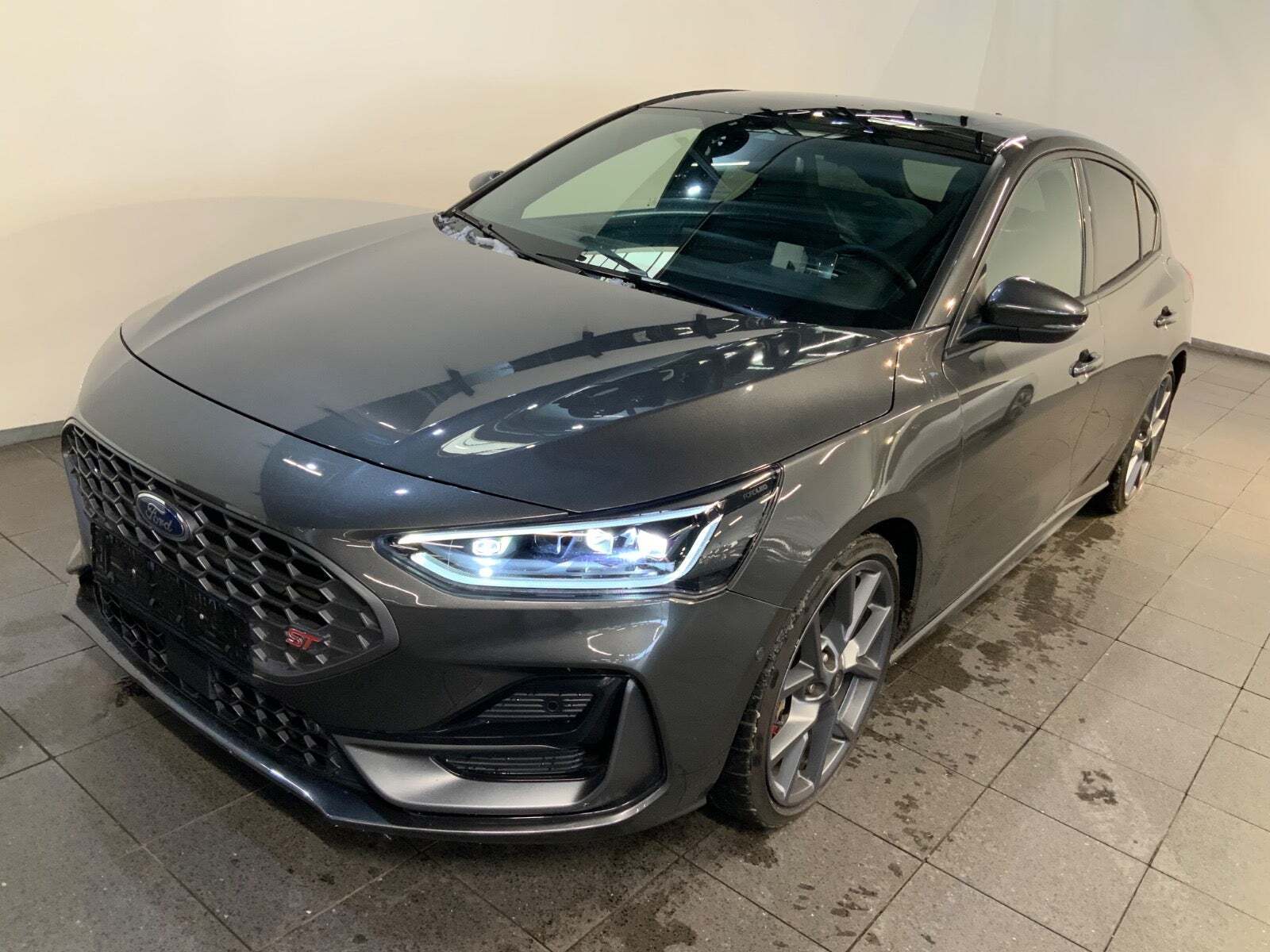 Ford Focus 2,3 EcoBoost ST-X aut.