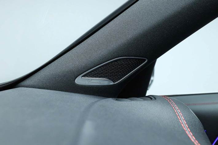 Sort Mercedes EQB250+ fra 2026