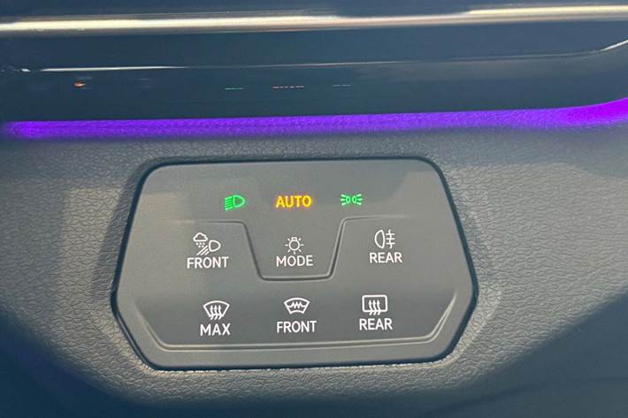 Hvid VW ID.4 fra 2025