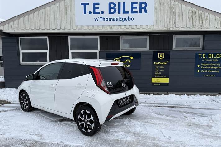 Hvid Toyota Aygo fra 2020