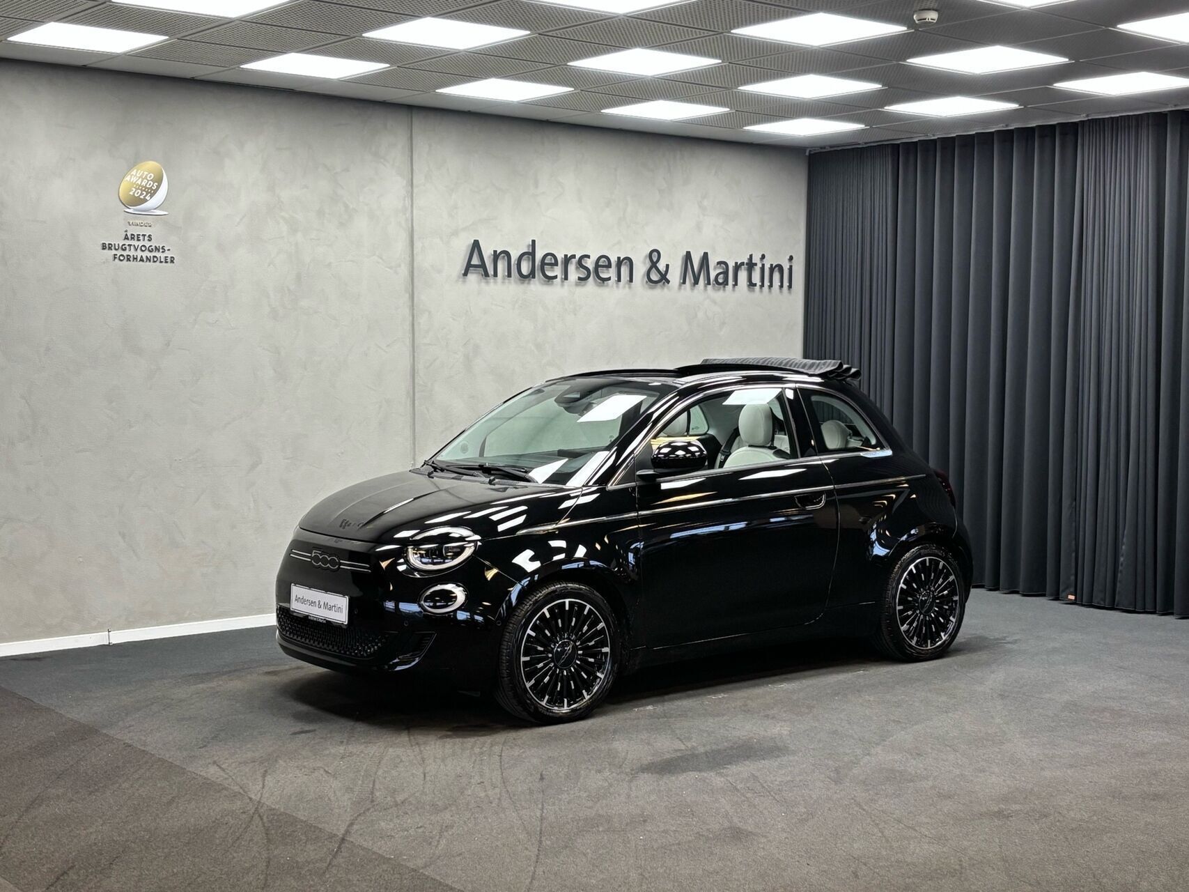 Sort Fiat 500e fra 2023