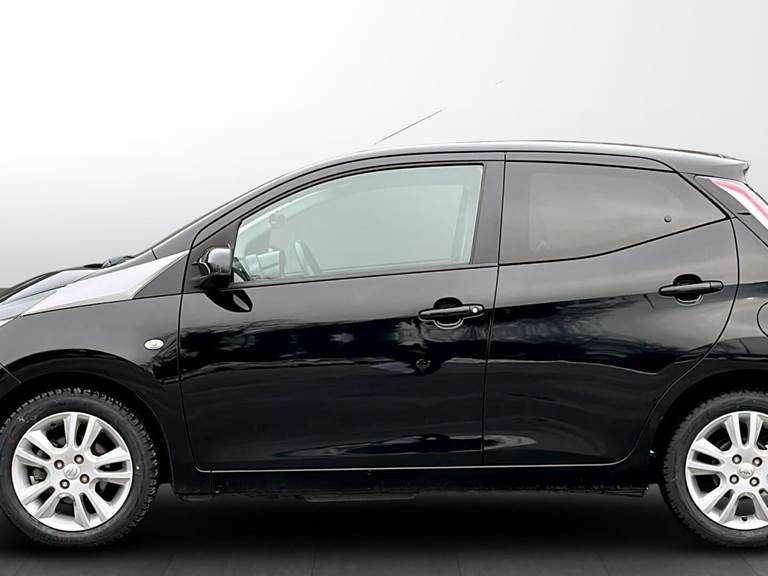 Toyota Aygo 1,0 VVT-I X-Cellence 69HK 5d
