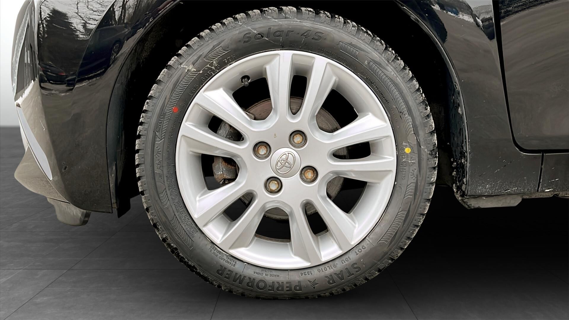 Sort Toyota Aygo fra 2018