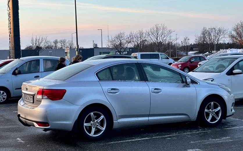 Toyota Avensis 2,0 SD D-4D.DPF.MAN.