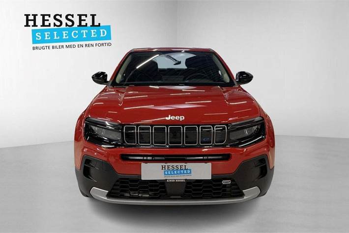 Rød Jeep Avenger fra 2023