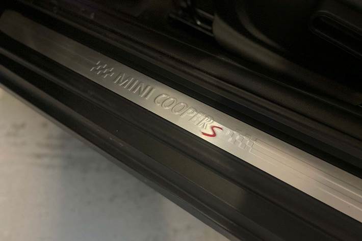 Sort Mini Cooper S fra 2019