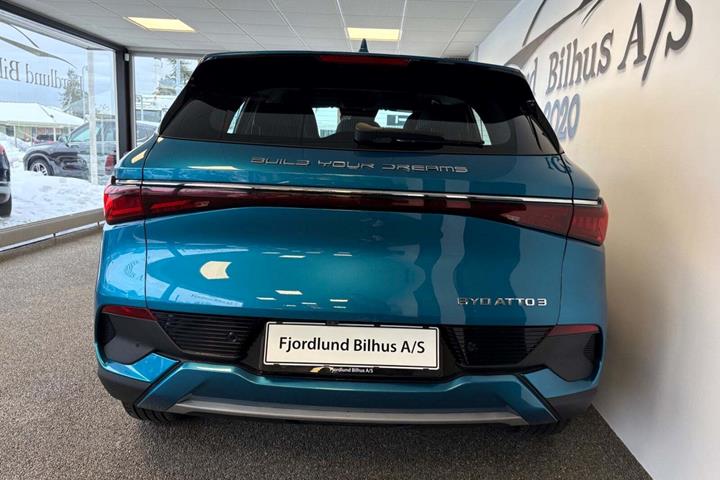 Blå BYD Atto 3 fra 2023