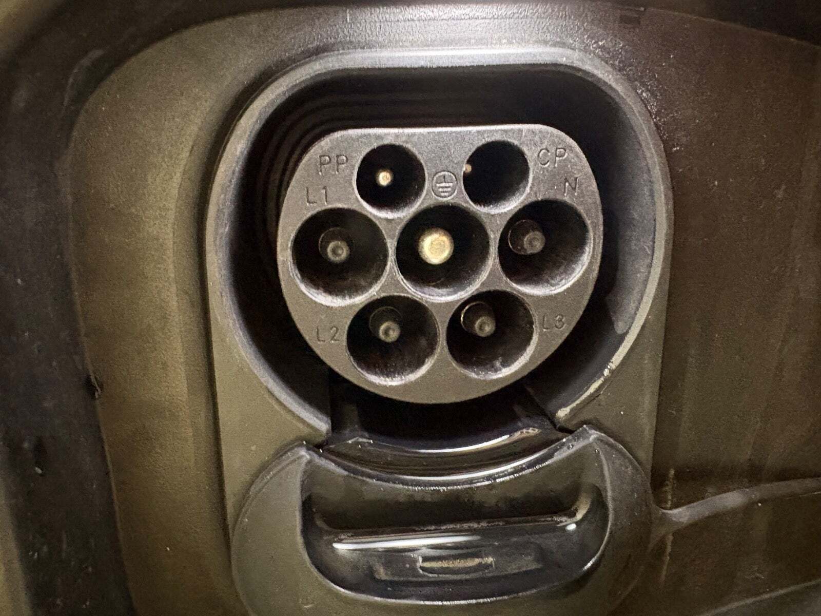 Blå BYD Atto 3 fra 2023