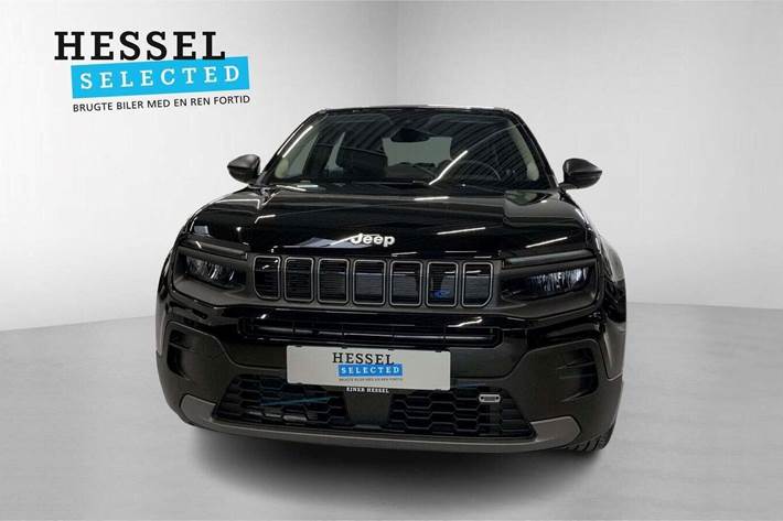 Sort Jeep Avenger fra 2023