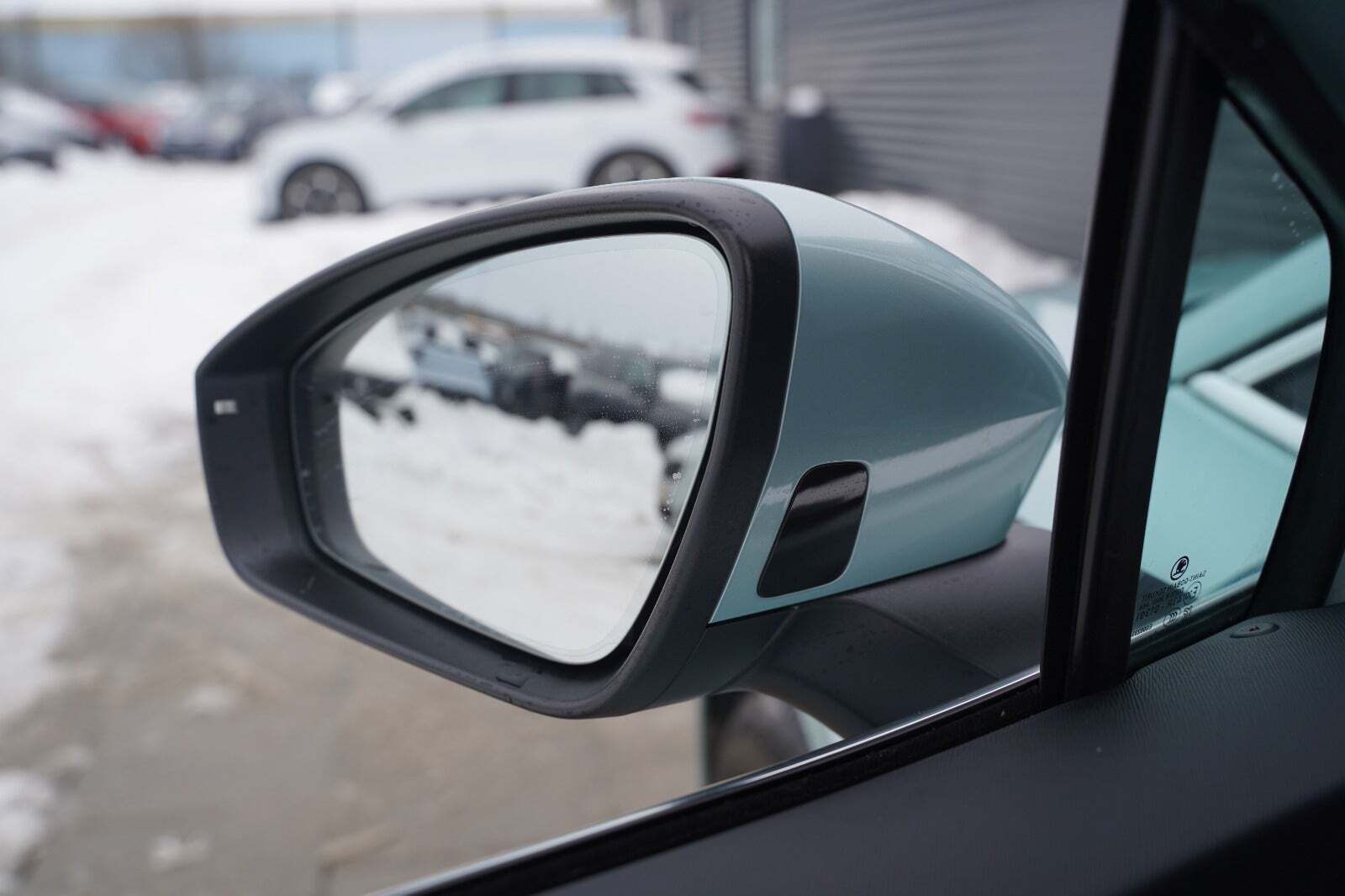 Grøn Skoda Enyaq fra 2023