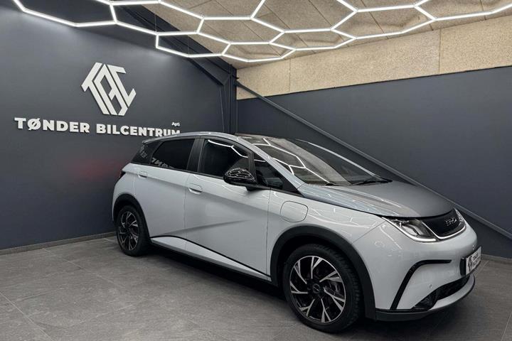 Hvid BYD Dolphin fra 2024