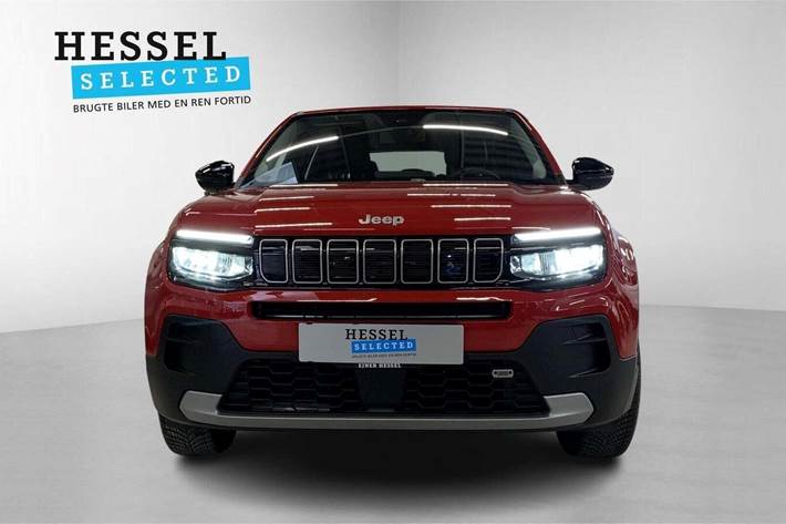Rød Jeep Avenger fra 2023