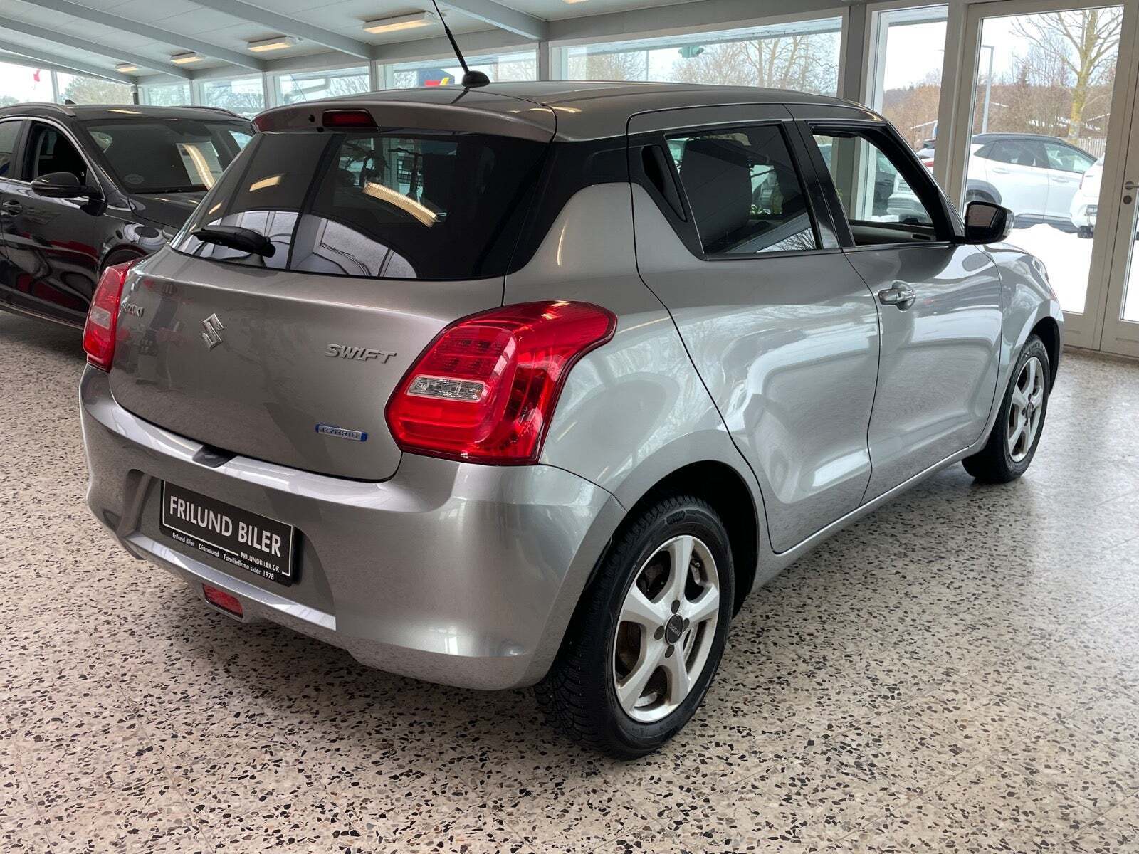 Suzuki Swift 1,2 Dualjet mHybrid Exclusive+