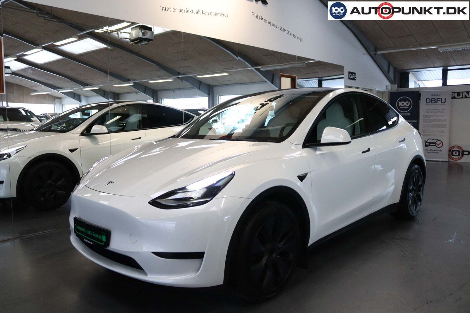 Tesla Model Y Long Range RWD