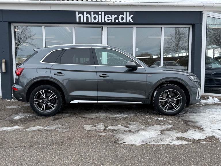Audi Q5 40 TDi S-line quattro S-tr.