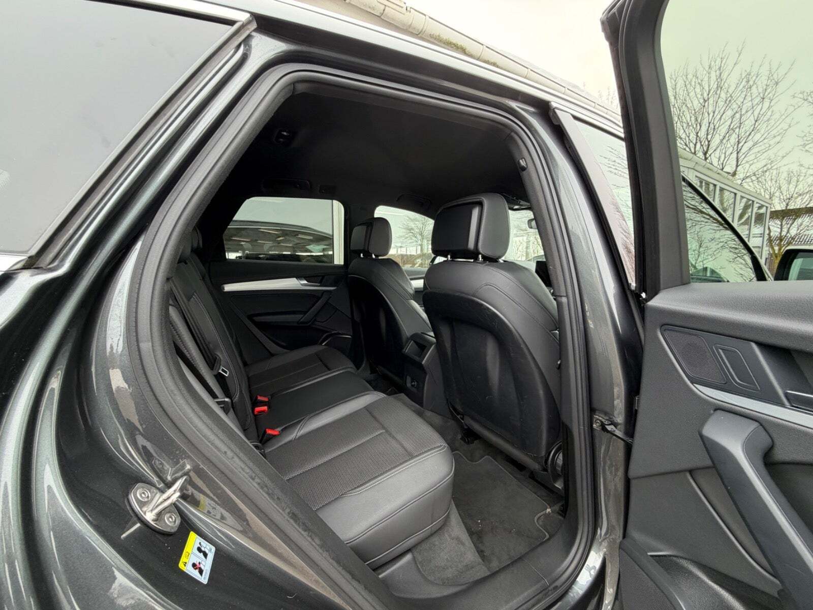 Audi Q5 40 TDi S-line quattro S-tr.