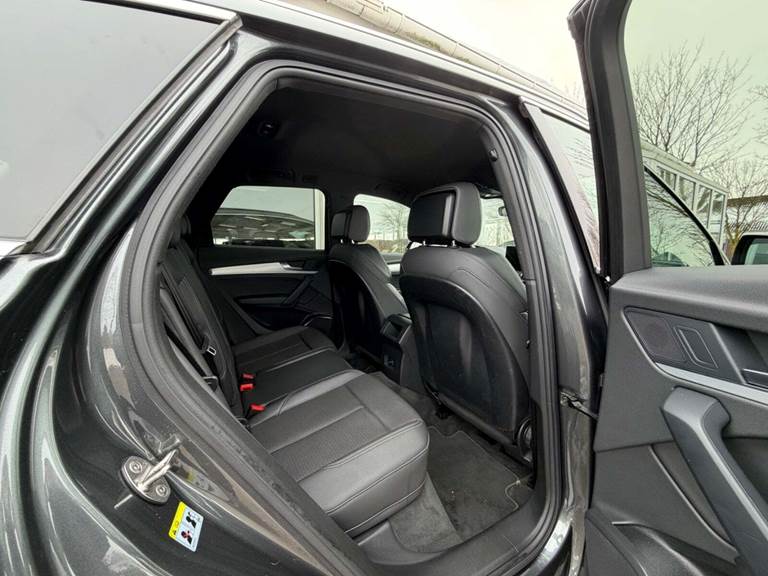 Audi Q5 40 TDi S-line quattro S-tr.